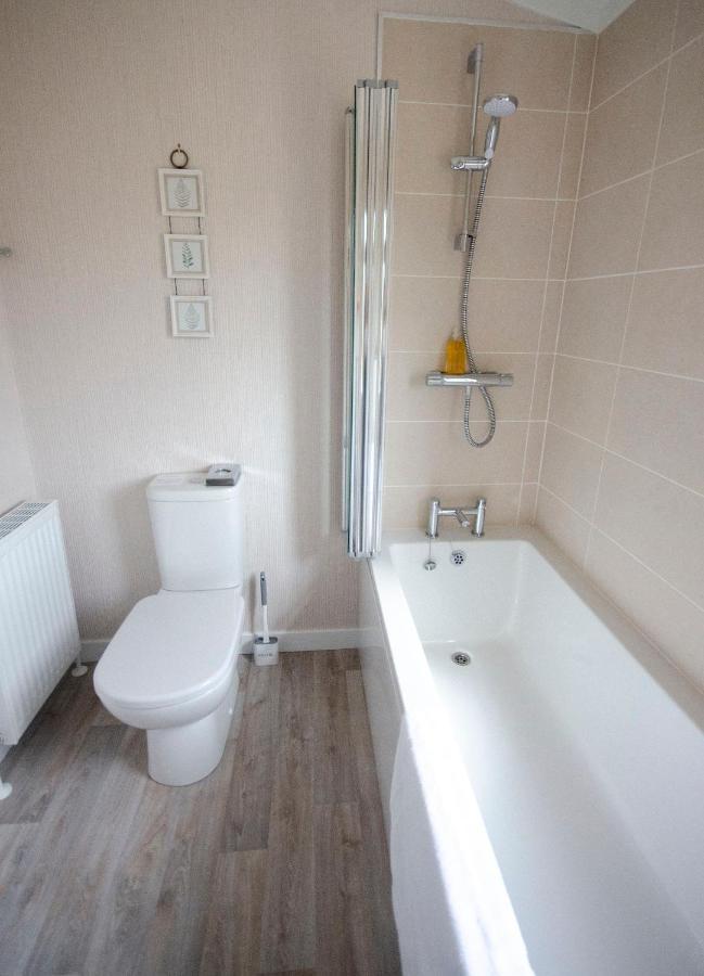 Hollicarrs Holiday Park - Hares Leap Riccall Extérieur photo