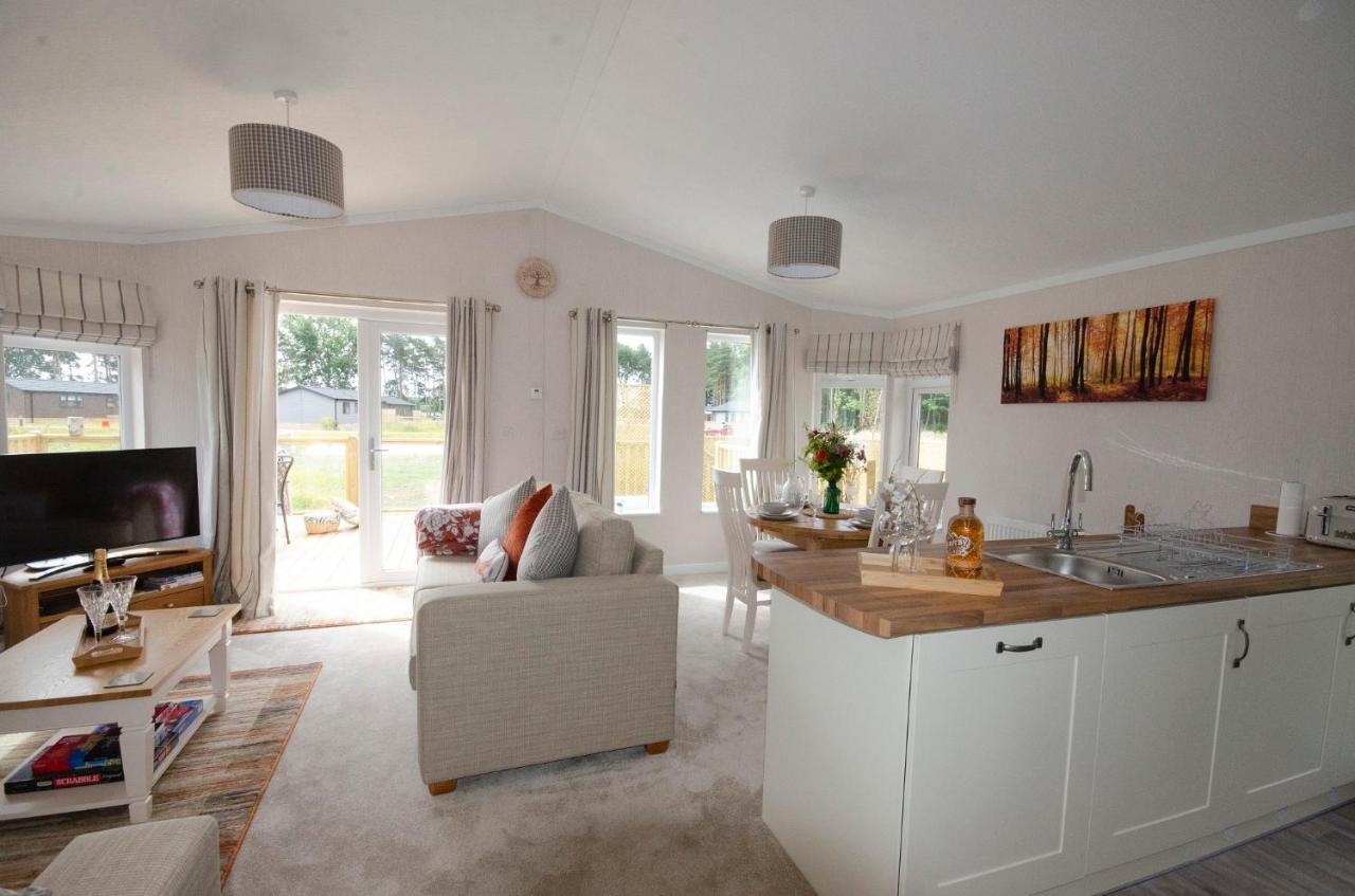 Hollicarrs Holiday Park - Hares Leap Riccall Extérieur photo