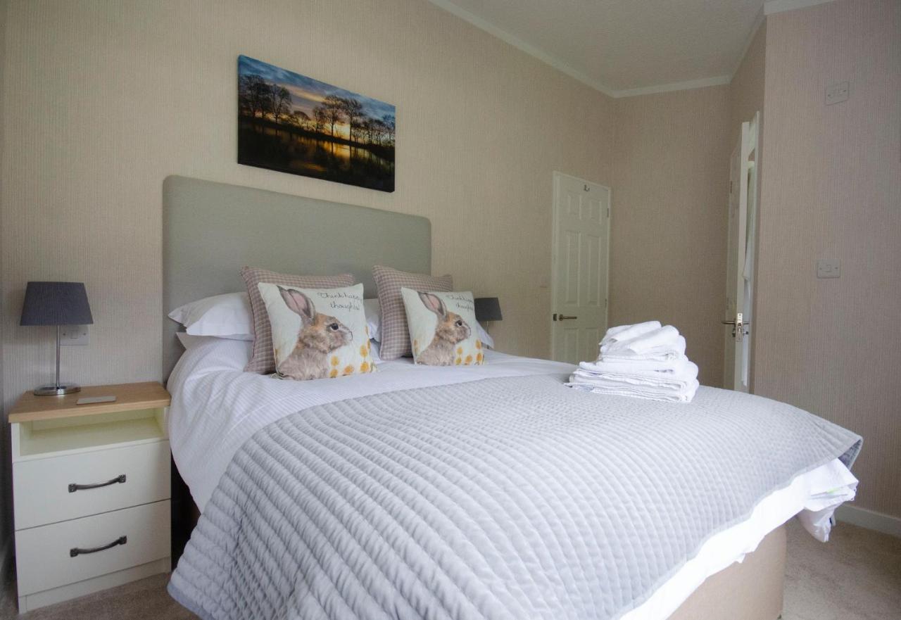 Hollicarrs Holiday Park - Hares Leap Riccall Extérieur photo